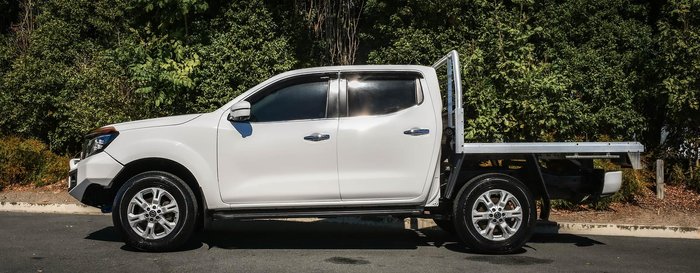 2021 Nissan Navara ST-X