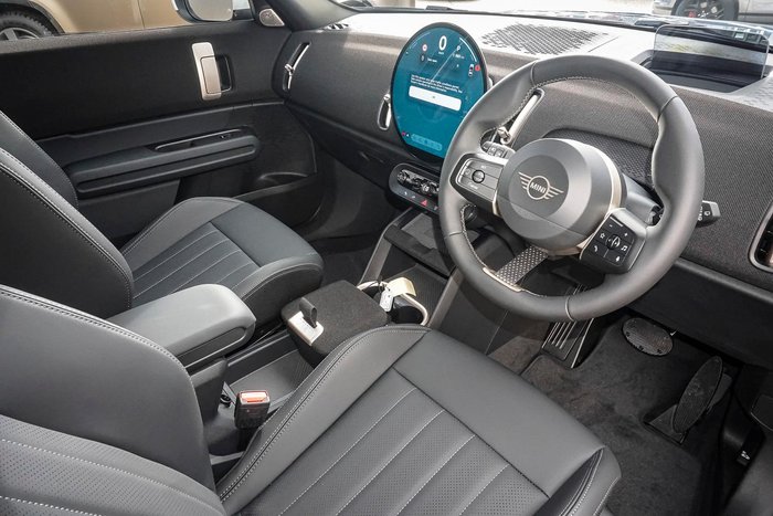 2026 MINI Countryman S Favoured