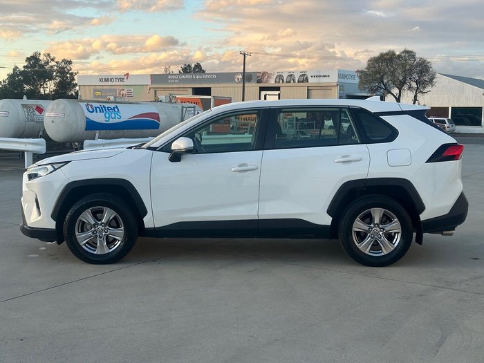 2022 Toyota RAV4 GX