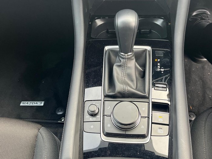 2025 Mazda 3 G20 Pure