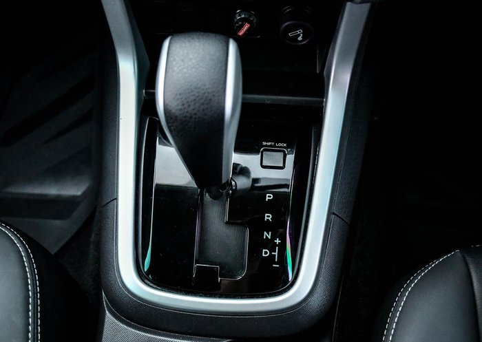 2020 Isuzu MU-X LS-T