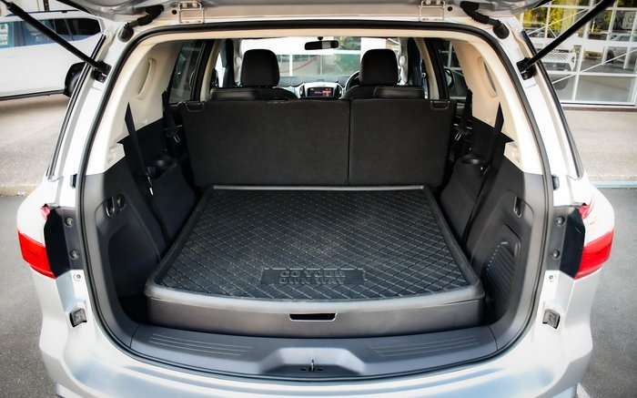 2020 Isuzu MU-X LS-T