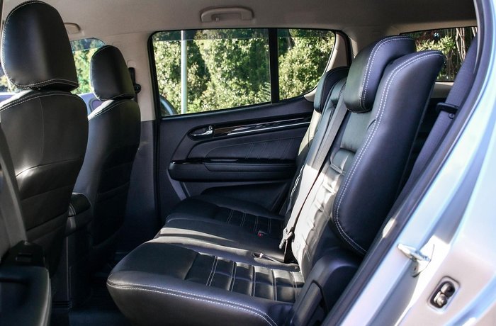 2020 Isuzu MU-X LS-T