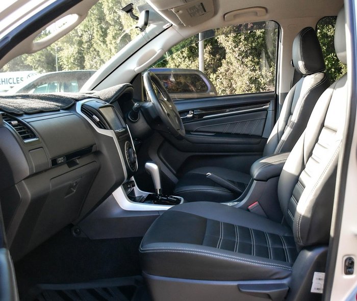 2020 Isuzu MU-X LS-T