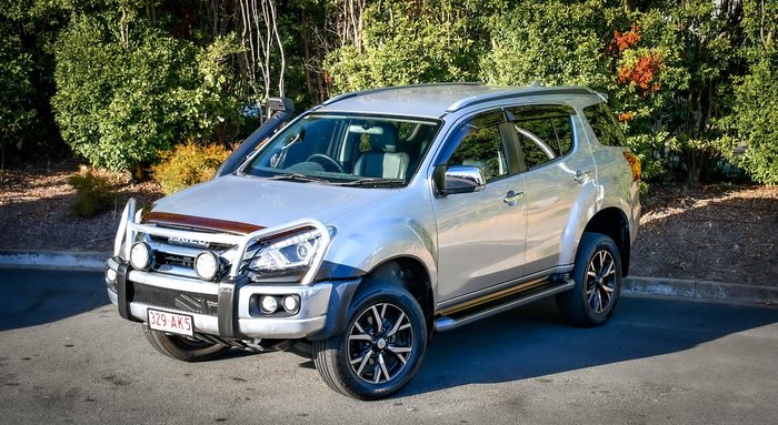 2020 Isuzu MU-X LS-T