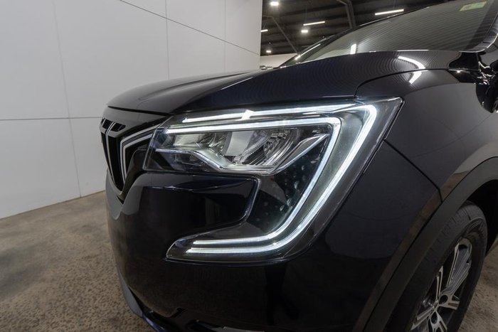 2025 Mahindra XUV700 AX7L