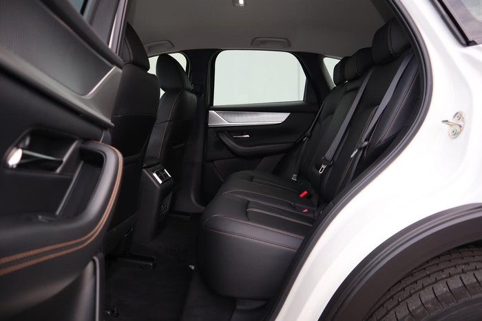 2025 Mazda CX-60 P50e Evolve