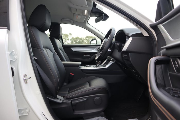 2025 Mazda CX-60 P50e Evolve