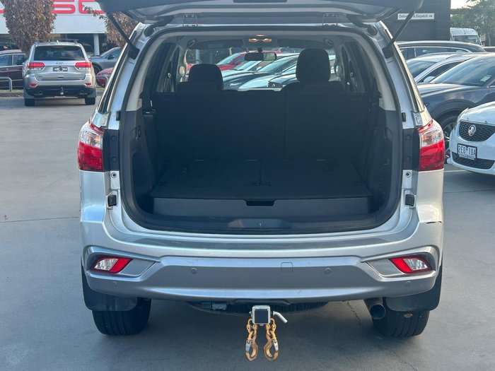 2021 Isuzu MU-X LS-U