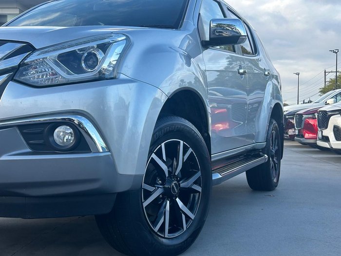 2021 Isuzu MU-X LS-U