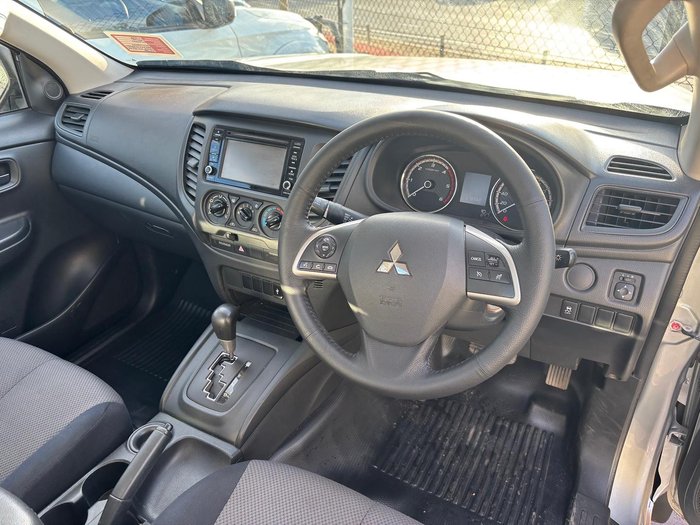 2019 Mitsubishi Triton GLX