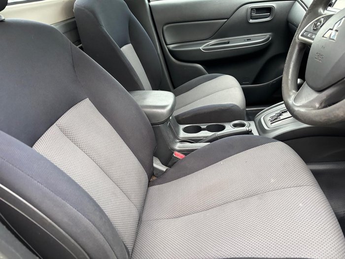 2019 Mitsubishi Triton GLX