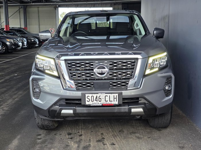 2021 Nissan Navara ST-X