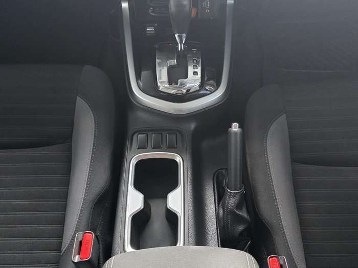 2021 Nissan Navara ST-X