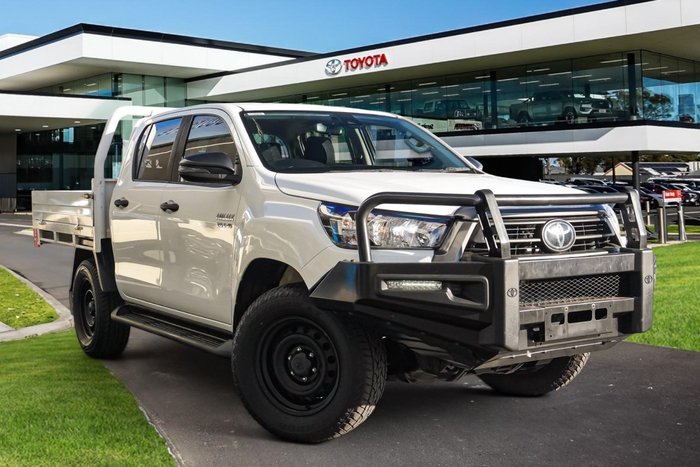 2022 Toyota Hilux SR