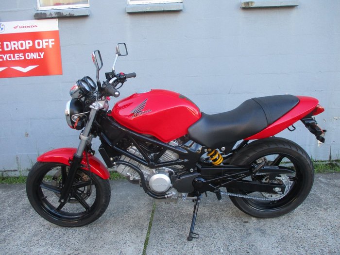 2007 Honda VTR250 RED