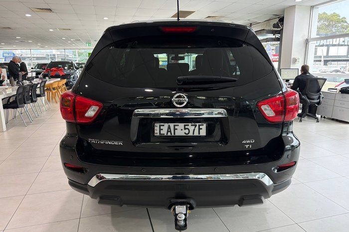2018 Nissan Pathfinder Ti