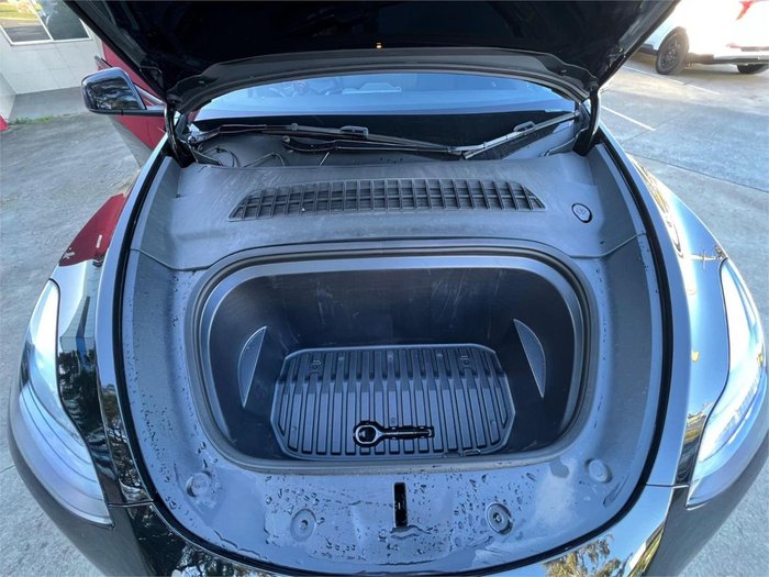 2023 Tesla Model Y Rear-Wheel Drive