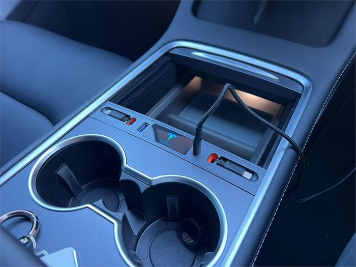 2023 Tesla Model Y Rear-Wheel Drive
