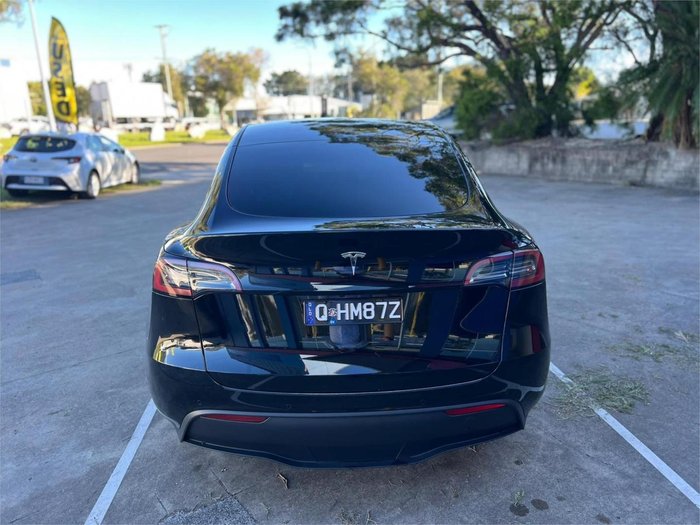 2023 Tesla Model Y Rear-Wheel Drive