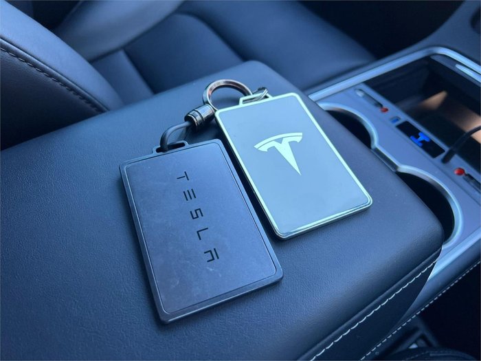 2023 Tesla Model Y Rear-Wheel Drive
