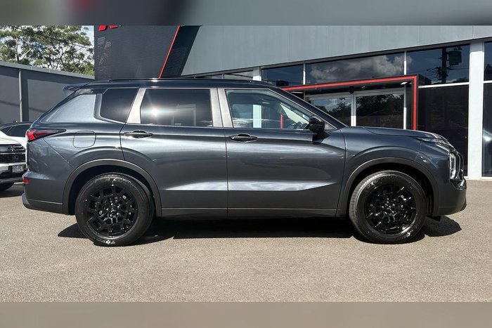 2026 Mitsubishi Outlander Black Edition