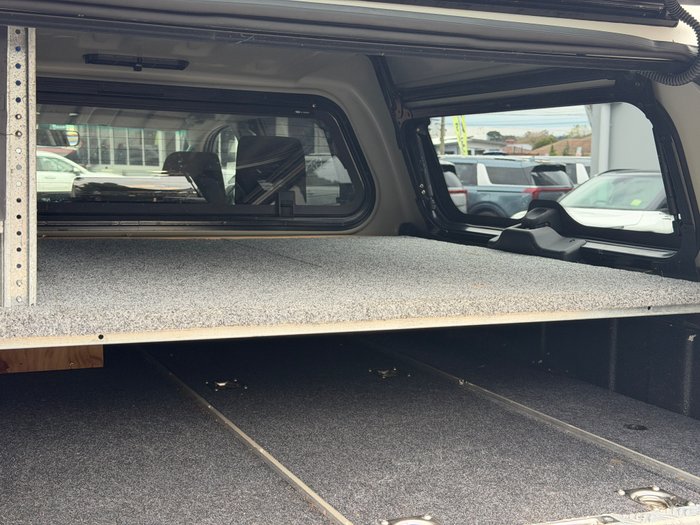 2017 Toyota Hilux SR5