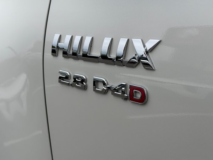 2017 Toyota Hilux SR5