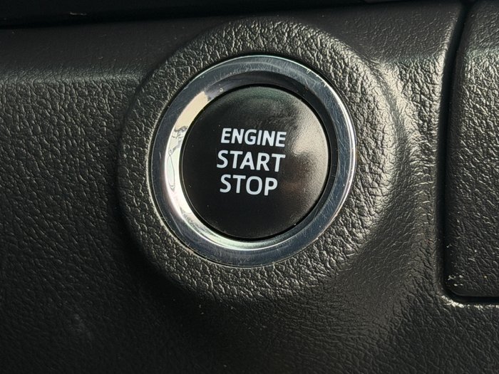 2017 Toyota Hilux SR5