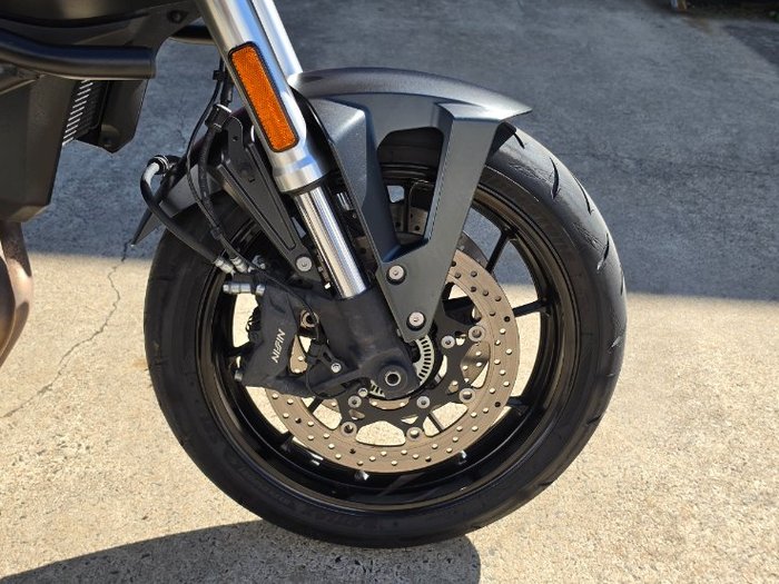 2023 Suzuki GSX-8S BLACK