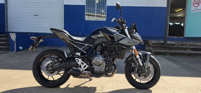 2023 Suzuki GSX-8S BLACK