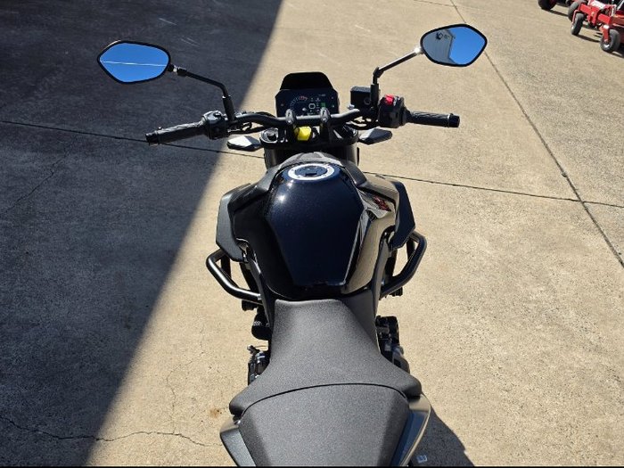 2023 Suzuki GSX-8S BLACK