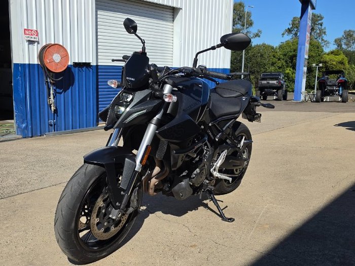 2023 Suzuki GSX-8S BLACK
