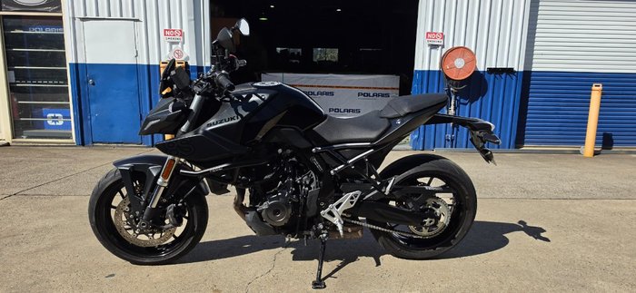 2023 Suzuki GSX-8S BLACK
