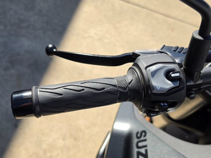 2023 Suzuki GSX-8S BLACK