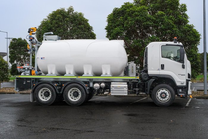 2025 Isuzu F Series