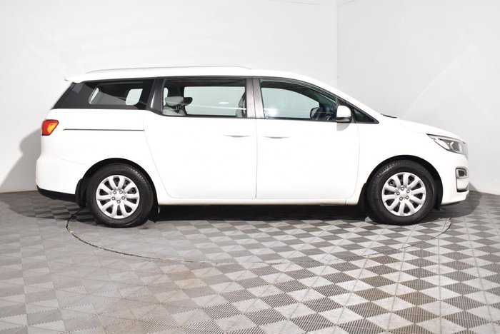 2019 Kia Carnival S