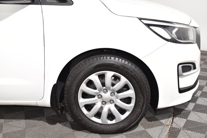 2019 Kia Carnival S