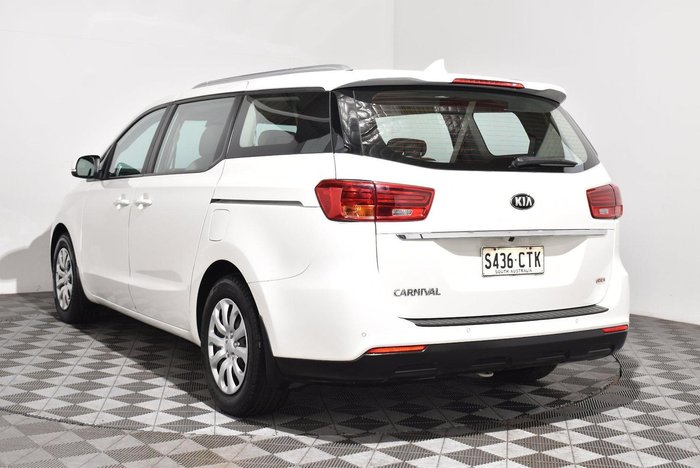 2019 Kia Carnival S