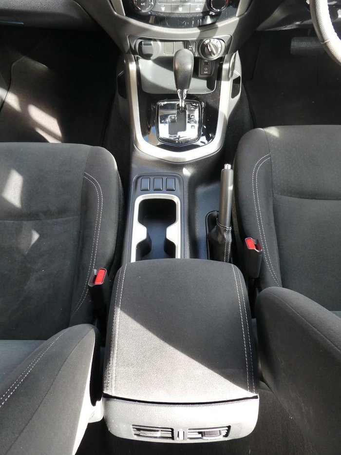 2017 Nissan Navara ST