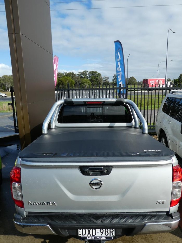 2017 Nissan Navara ST