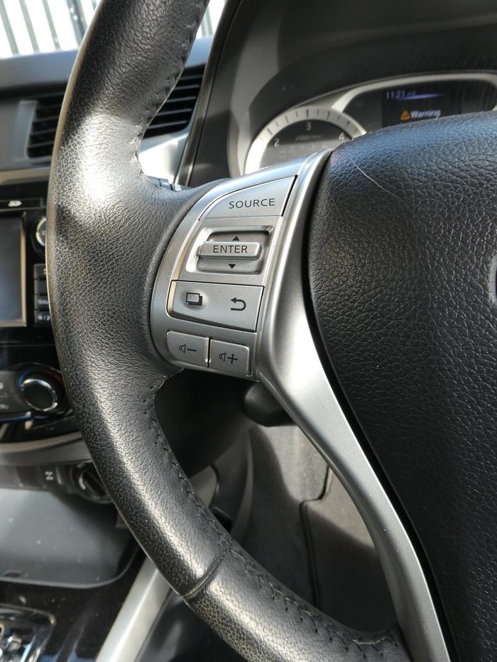 2017 Nissan Navara ST