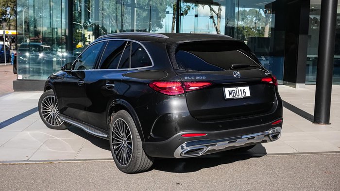 2026 Mercedes-Benz GLC-Class GLC300