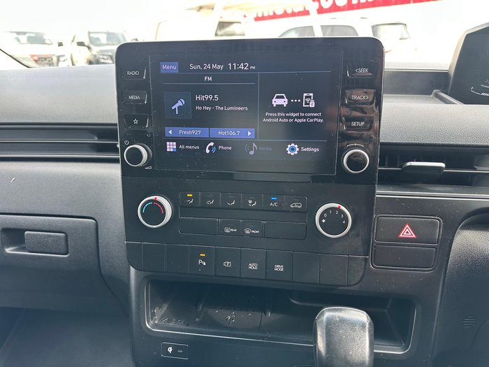 2021 Hyundai STARIA LOAD US4.V1 MY22 Creamy White