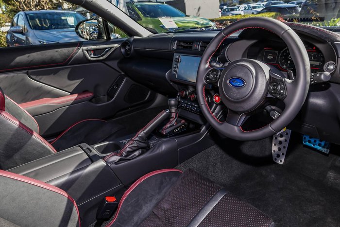 2025 Subaru BRZ tS