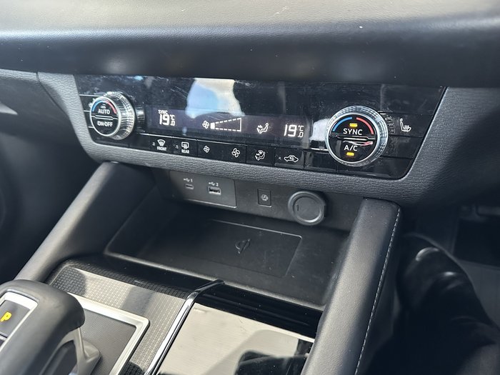 2023 Mitsubishi Outlander Black Edition