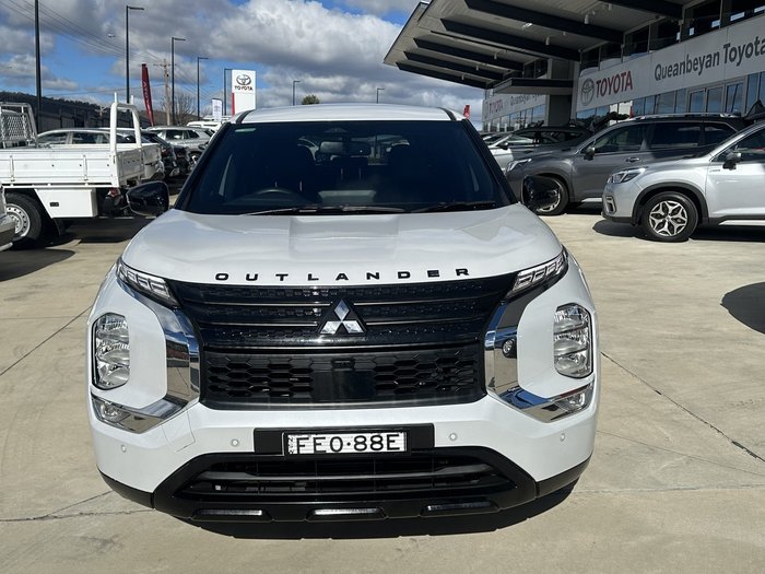 2023 Mitsubishi Outlander Black Edition