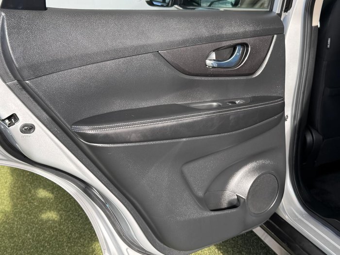 2021 Nissan X-TRAIL ST
