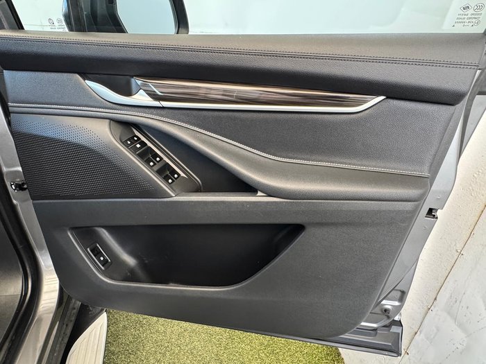 2023 LDV D90 Executive