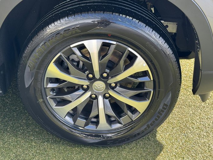 2023 LDV D90 Executive